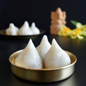 Payaru Kozhukattai - Recipe photo by kaveri