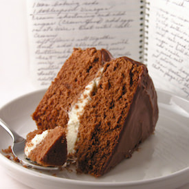 Red Chocolate Cream Cake - Recipe photo by easybaked