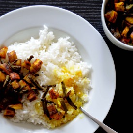 Kaya Achinga Mezhukkupuratti - Recipe photo by Chitz