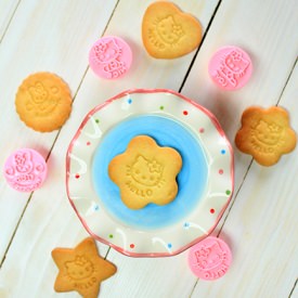 Hello Kitty Cookies - Recipe photo by D.M