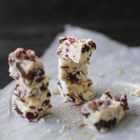Rocky Road with White Chocolate - Recipe photo by linnkatarina