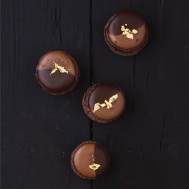 Macarons with Chocolate Mousse - Recipe photo by Fraiseetbasilic