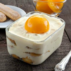 Peach Tiramisu - Recipe photo by manusmenu