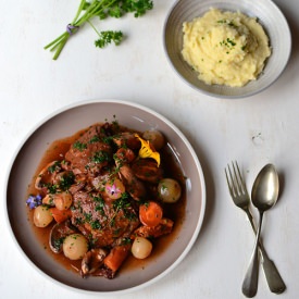 Slow Cooked Coq Au Vin - Recipe photo by msihua