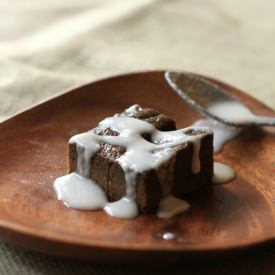 Vegan Plantain Protein Blondies - Recipe photo by chocolatechoufleur
