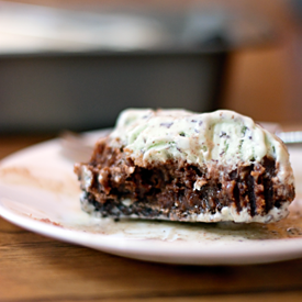 Mint Chocolate Chip Brownie Pie - Recipe photo by bethcakes