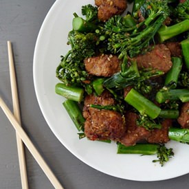 Vegan Baby Broccoli + "Beef" - Recipe photo by olivial902
