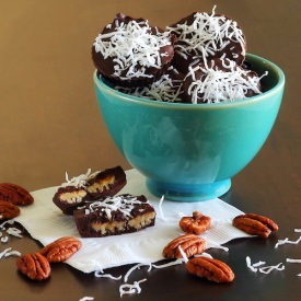 Chocolate Pecan Clusters - Recipe photo by Paleo Newbie