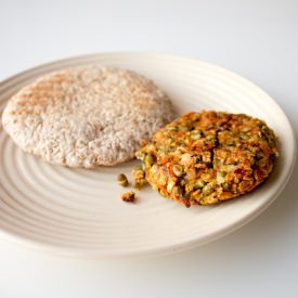 Mung Bean, Carrot & Oat Burger - Recipe photo by vajkri