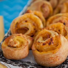 Ham and Cheddar Pinwheels - Recipe photo by Nugglemama