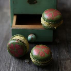 Pistachio Ice Cream Macarons - Recipe photo by SandeeA