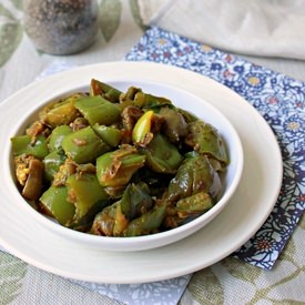 Eggplant And Capsicum Curry - Recipe photo by Aromatic Cooking