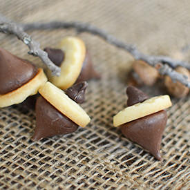 Acorn Cookie - Recipe photo by sweetsociety