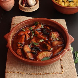 Spicy Red Fish Curry - Recipe photo by najla koya