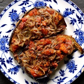 Turkish Stuffed Aubergines - Recipe photo by The Cutlery Chronicles