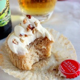 Apple Beer Cupcakes - Recipe photo by nicolenared