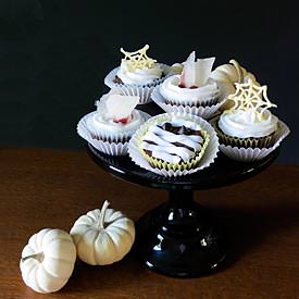 Spooky Halloween Cupcakes - Recipe photo by emmaeats@wordpress