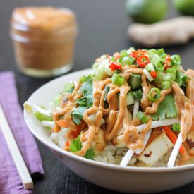 Thai Curry Burrito Bowl - Recipe photo by luminousvegans