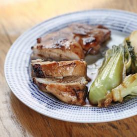 5 Ingredient Chicken Thighs - Recipe photo by ringfingertanline