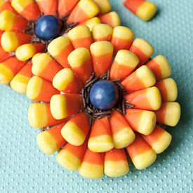 Candy Corn Flower Cookies - Recipe photo by Cakewhiz