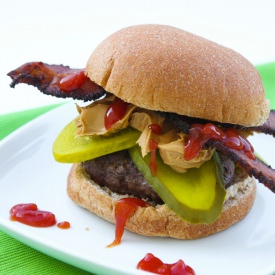 Peanut Butter Bacon Burgers - Recipe photo by pipandebby