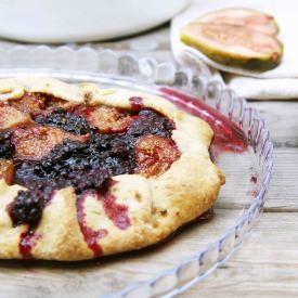 Fig And Blackberry Galette - Recipe photo by LittleCakePot
