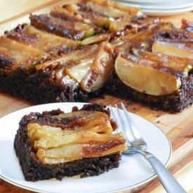 Apple Gingerbread Upside-Down Cake - Recipe photo by webicurean