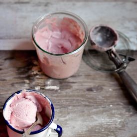 Cardamom Roasted Plum Ice Cream - Recipe photo by Asha@FSK
