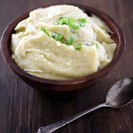 Roasted Garlic Mashed Potatoes - Recipe photo by FoodFanatical