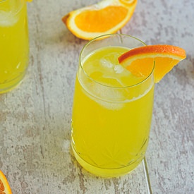 Homemade Orange Juice - Recipe photo by tortelina
