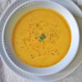 Vegan Roasted Butternut Squash Soup - Recipe photo by forbiddenrice