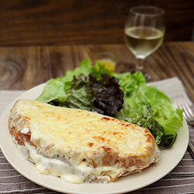 Croque Monsieur - Recipe photo by travelcooktell