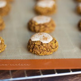 Pumpkin & Maple Spice Cookies - Recipe photo by Corinanielsen