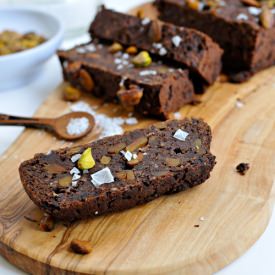 Salted Choc & Pistachio Energy Bars - Recipe photo by thepigandquill