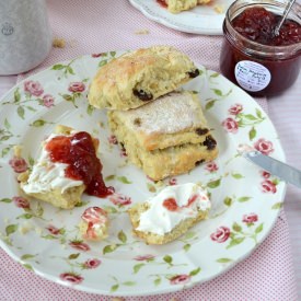 Lemonade Scones - Recipe photo by bettyskitchen.nl