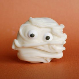 Mummy Oreos - Recipe photo by Heathers Sweets And Treats