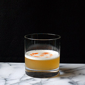 Vegan Pisco Sour - Recipe photo by stirandstrain