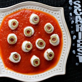 Mozzarella Eyeballs for Halloween - Recipe photo by Soni