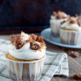 Pumpkin Crunch Cupcakes - Recipe photo by yourstrulyewalani