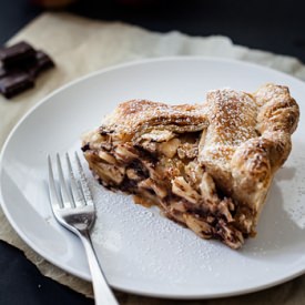 Chocolate Apple Pie - Recipe photo by goodiesavolonte