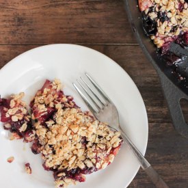 Skillet Blueberry Apple Crisp - Recipe photo by luminousvegans