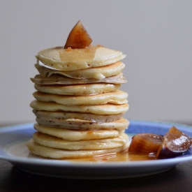 Pancakes with Plum Sauce - Recipe photo by whiness