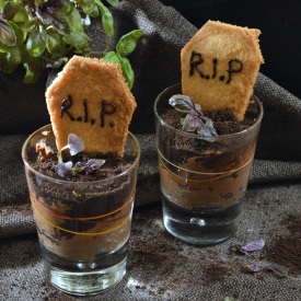 Chocolate Graveyards - Recipe photo by bettyskitchen.nl