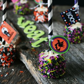 Halloween Marshmallow Pops - Recipe photo by myfriendsbakery