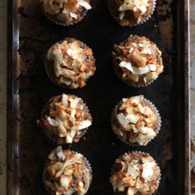 Coconut Chai Banana Bread Muffins - Recipe photo by chocolatechoufleur