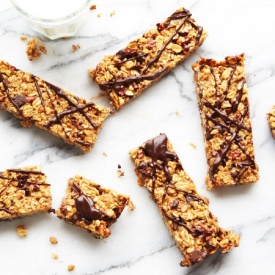 Chocolate Banana Granola Bars - Recipe photo by Sweet Potato Chronicles