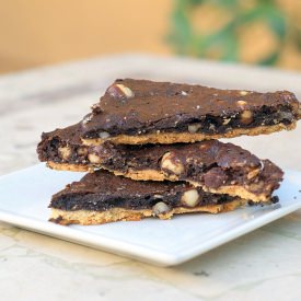 Chocolate Hazelnut Shortbread Bars - Recipe photo by Mary-Yums