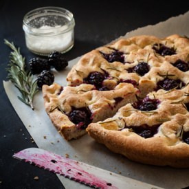Blackberry & Rosemary Focaccia - Recipe photo by goodiesavolonte