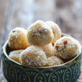 Coconut Laddu or Ladoo for Diwali - Recipe photo by ediblegarden