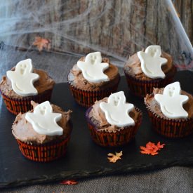 Spooky Chocolate Cakes - Recipe photo by bettyskitchen.nl